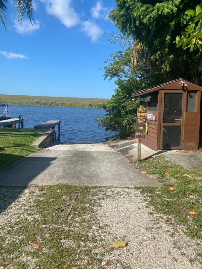 Log Harbor Cabins Okeechobee Dış mekan fotoğraf